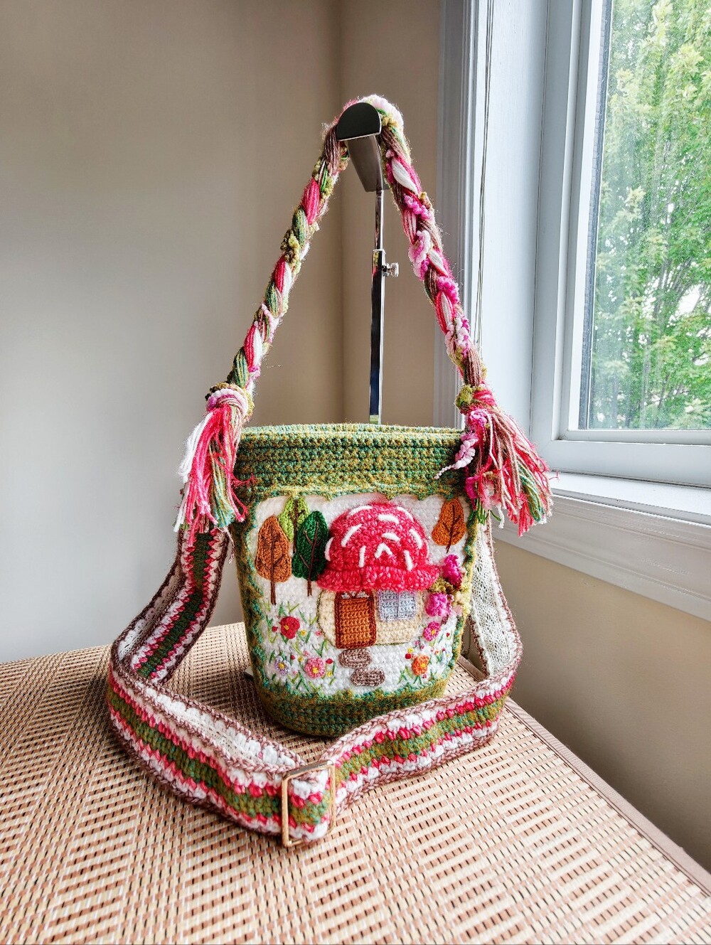 Handmade Crochet Mushroom House Boho Crossbody Bag, Cottagecore Shoulder Bag - Picture 7 of 16